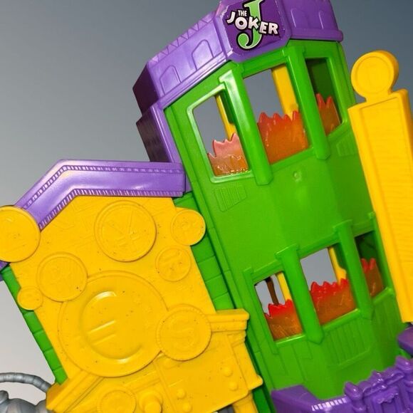 Fisher Price Imaginext DC Super Friends Batman Gotham City Police Dept Set - Picture 8 of 10